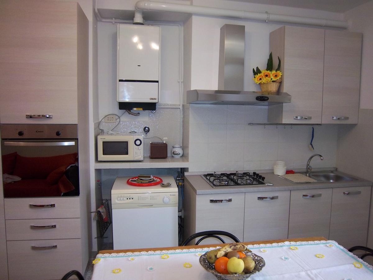 Agriturismo Villa Mozart Nel Verde Gubbio Luaran gambar